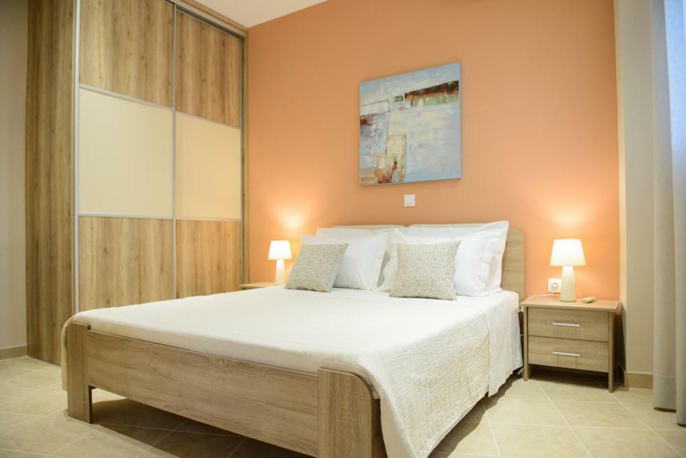 Beautiful House In Alimos Near To The Beach And Metro Atenas Exterior foto